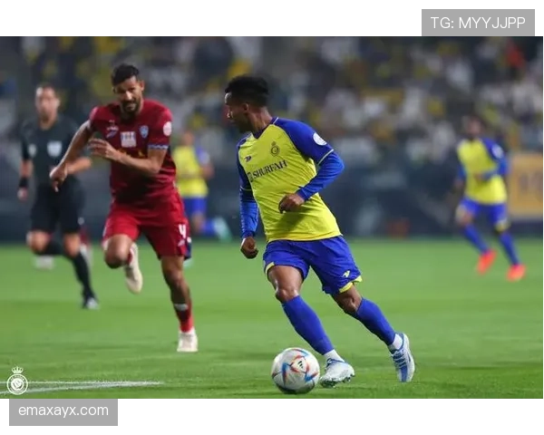 诺维奇黄绿风暴状态回暖,强势逆转再取联赛胜利 诺维奇黄绿风暴状态回暖,强势逆转再取联赛胜利