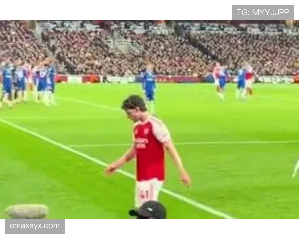 赖斯联赛抢断数据持续提升，引发球迷对其防守能力的关注