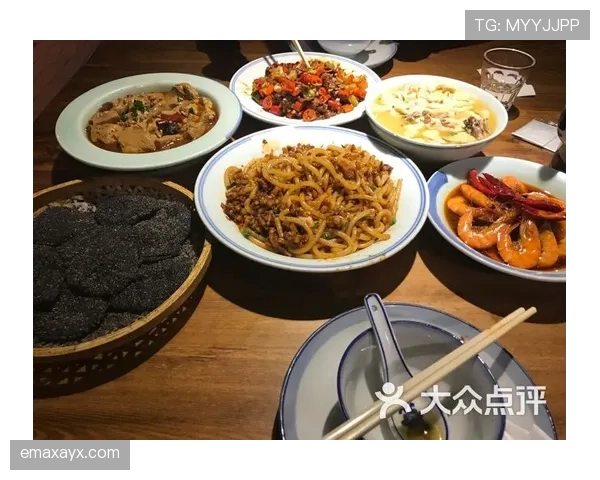 张博恒有钱到能把球馆买下，回家却穿拖鞋吃泡面